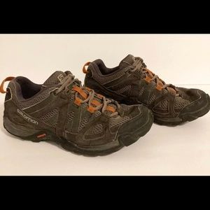 Salomon hiking shoes brown orange size 8.5M 39 EU
